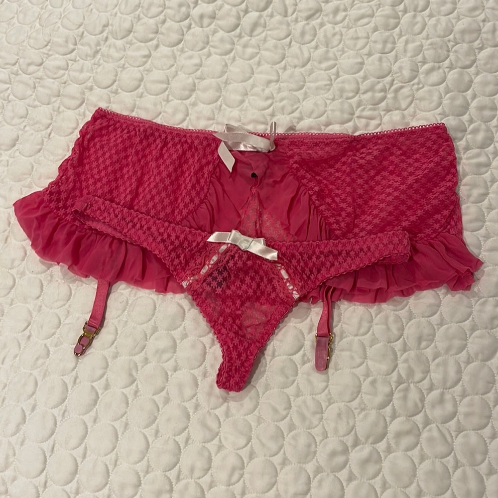 Back lingerie women one size fits all hot pink Garter skirt and thong set bundle